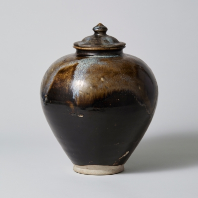 黒釉青白斑文有蓋壺