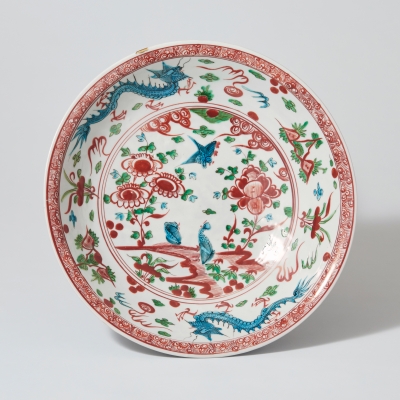 五彩花鳥文盤（呉須赤絵）　　　　　　　